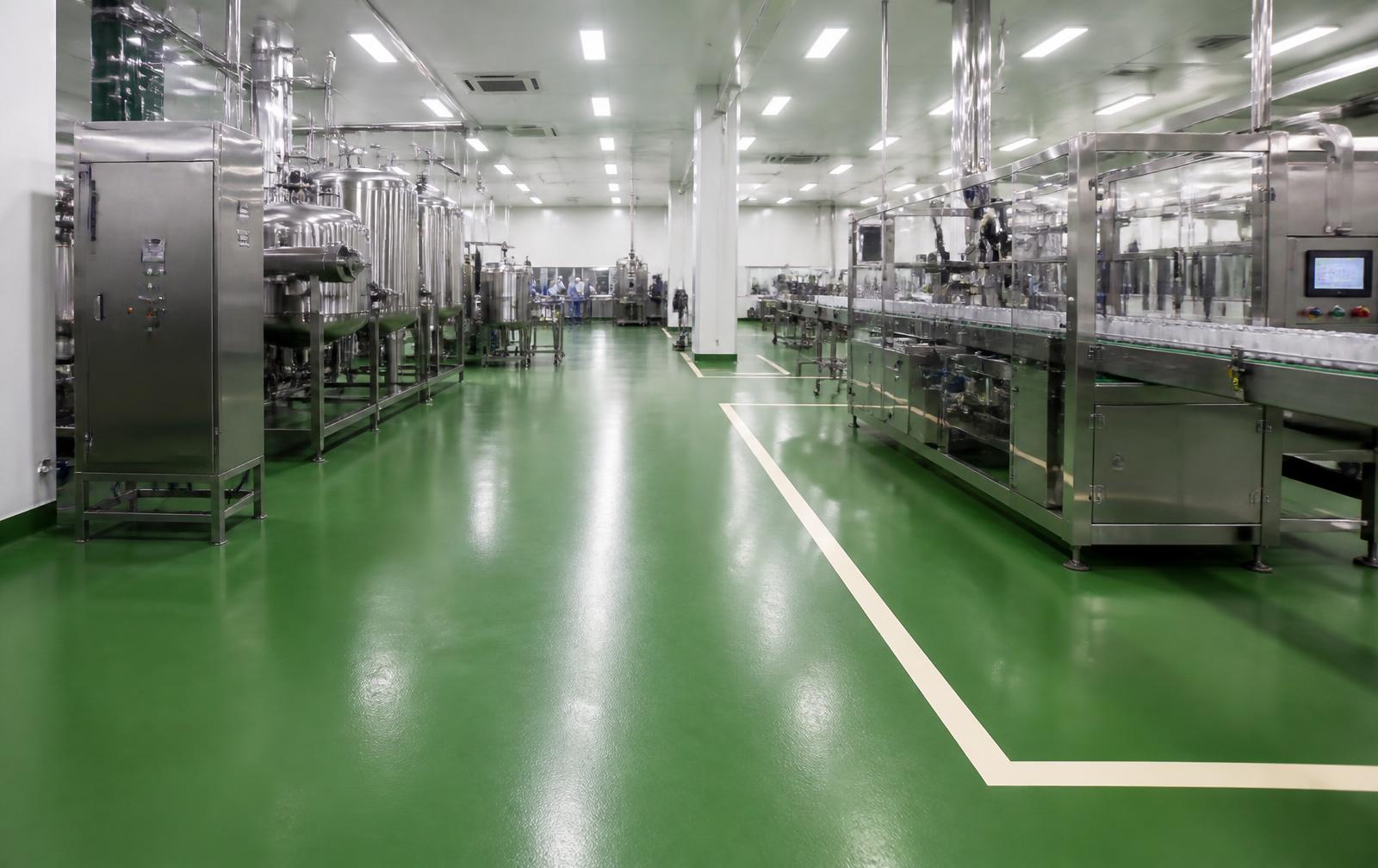 Lantai epoxy hijau di fasilitas produksi